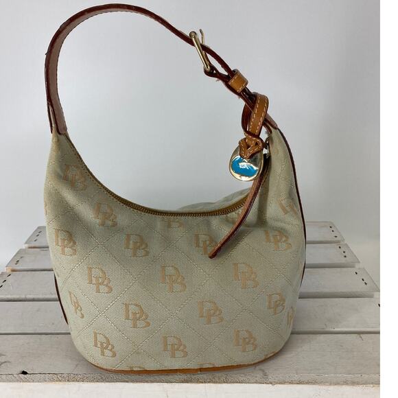 DOONEY & BOURKE, SMALL TAN BROWN CANVAS SIGNATURE HOBO BAG - Picture 1 of 15